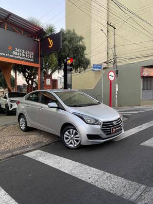 HYUNDAI HB20S 1.6 COMFORT PLUS 16V FLEX 4P AUTOMÁTICO
